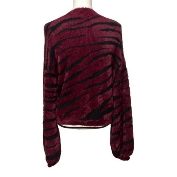 Bardot Womens Zebra Print Fuzzy Knit Crewneck Sweater Red & Black Balloon Sleeve - Picture 4 of 6